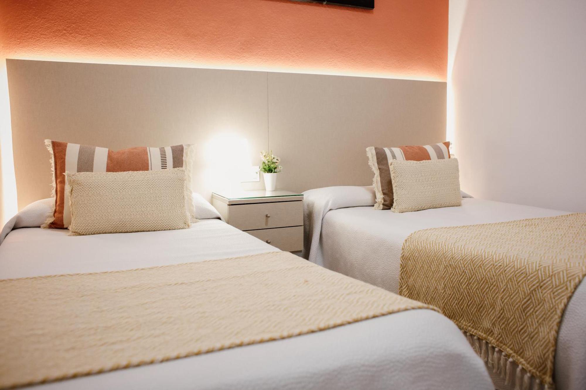 Apartamentos Turisticos Mastil 16 Málaga Extérieur photo