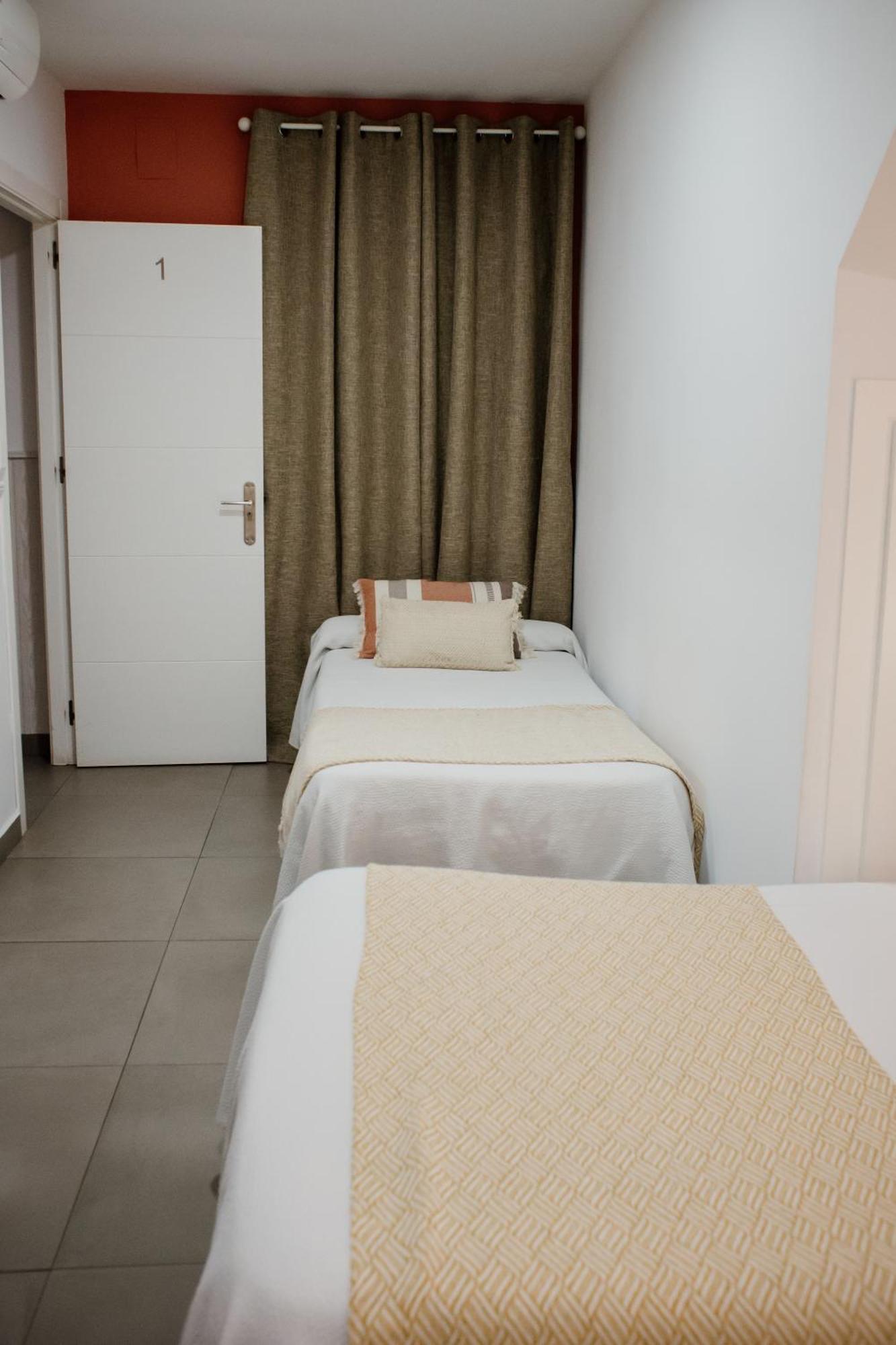 Apartamentos Turisticos Mastil 16 Málaga Extérieur photo